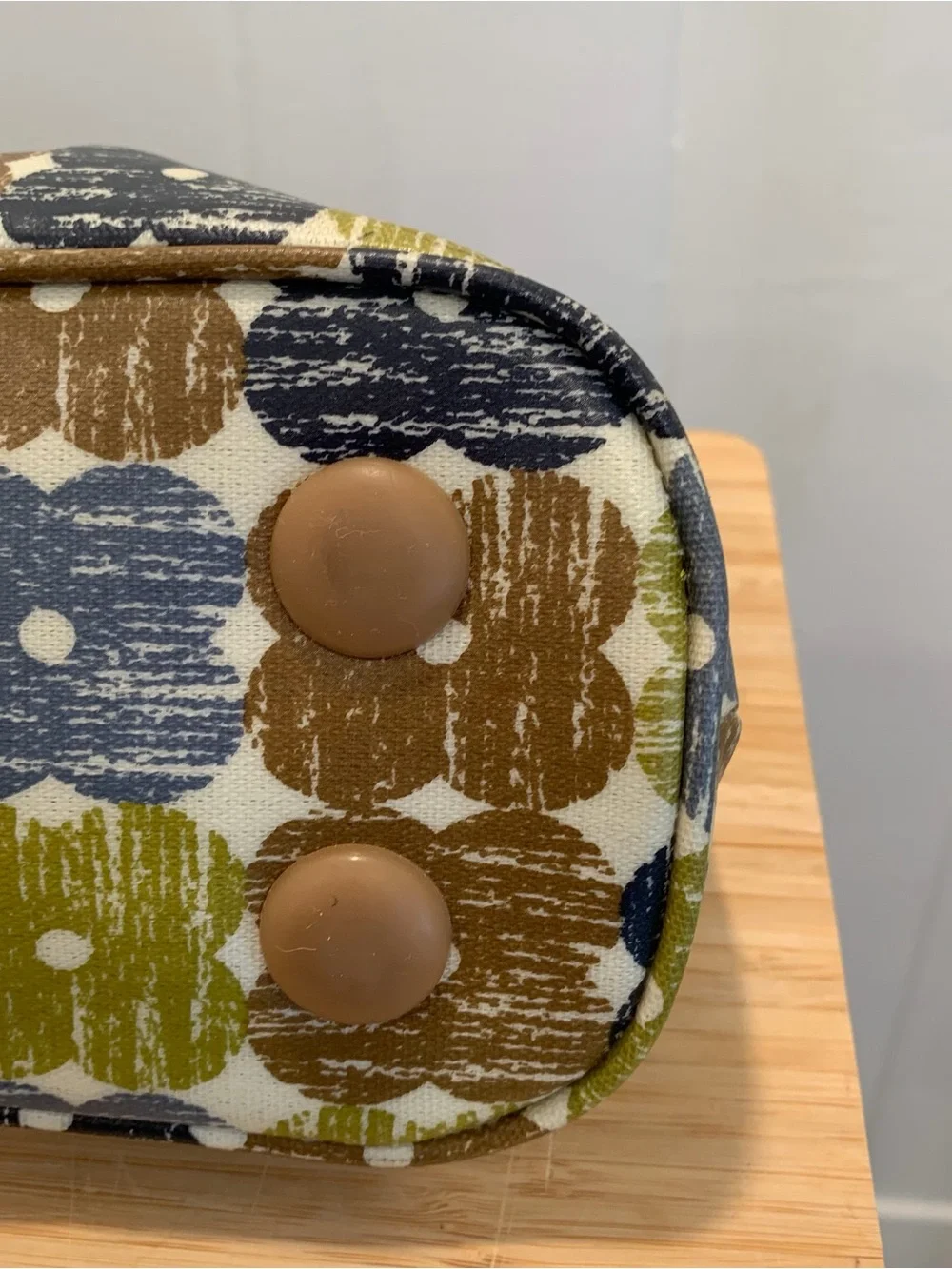 Orla Kiely Lg.  Messenger Crossbody Bag Textured Flower Moss Print Canvas Coated